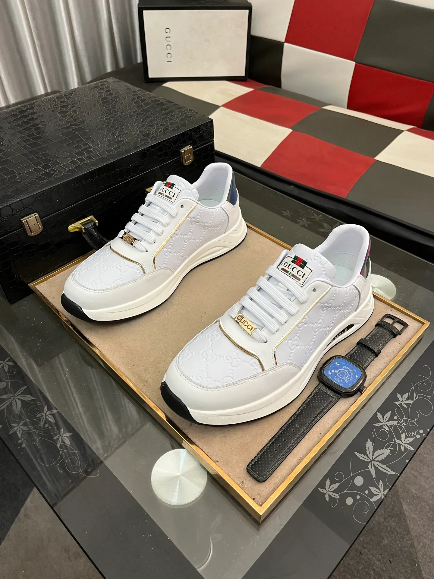 Men's shoes 💰420⌚️⌚️[GUCCI] The latest trendy men's casual shoes, the fabric is made of embossed cowhide imported from Italy, comfortable sheepskin lining + feet, the original outsole is wear-resistant and non-slip, high-level version, exquisite workmanship. Code number: 38-442️⃣Colors available
